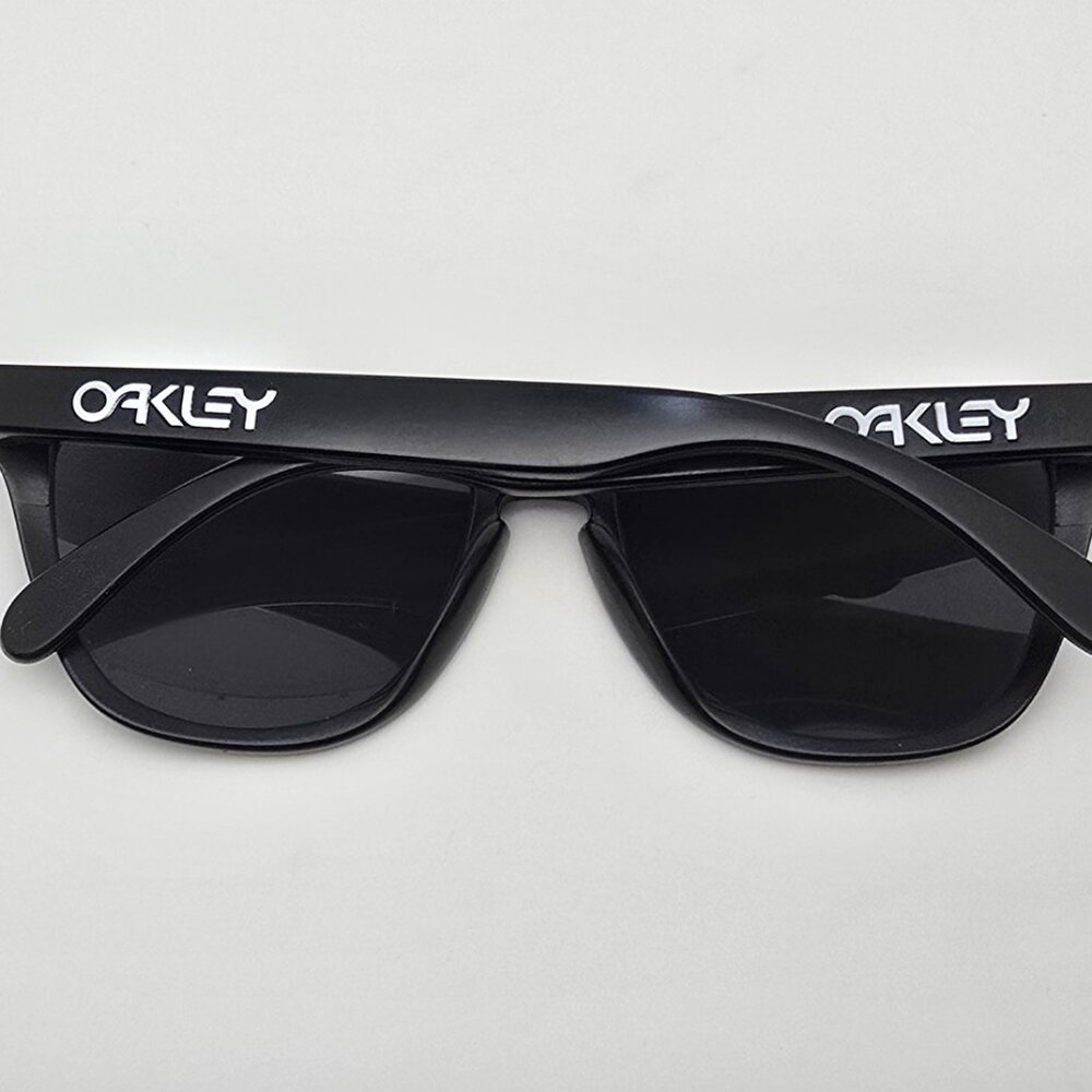 Oakley 24-297 Collector Frogskins Matte Black Polarized Black Iridium Sunglasses - Picture 9 of 13